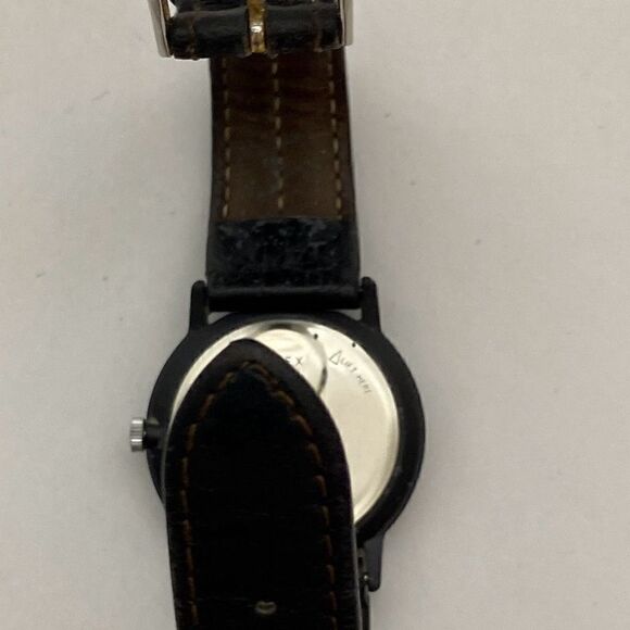 Timex T69 Women's Analog Leather Band Water Resistant Black Wristwatch - Picture 10 of 11